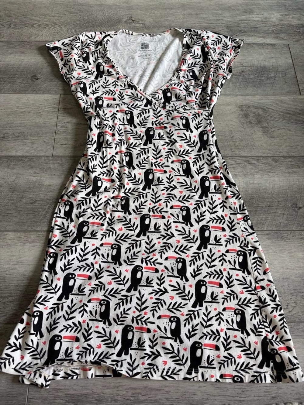 Winter Weather Factory - White Toucan Print V-Neck Midi Dress with Pink Accents